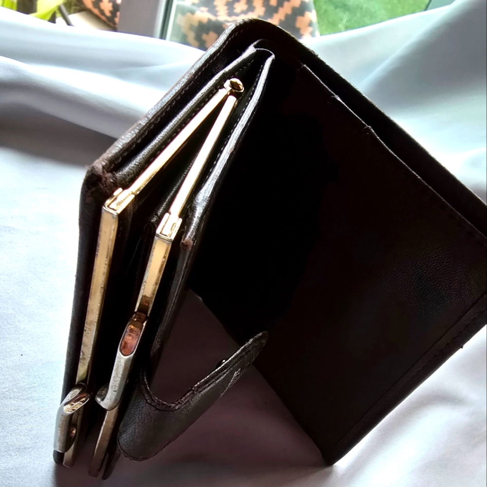 Burberry wallet - Picture 2 of 9